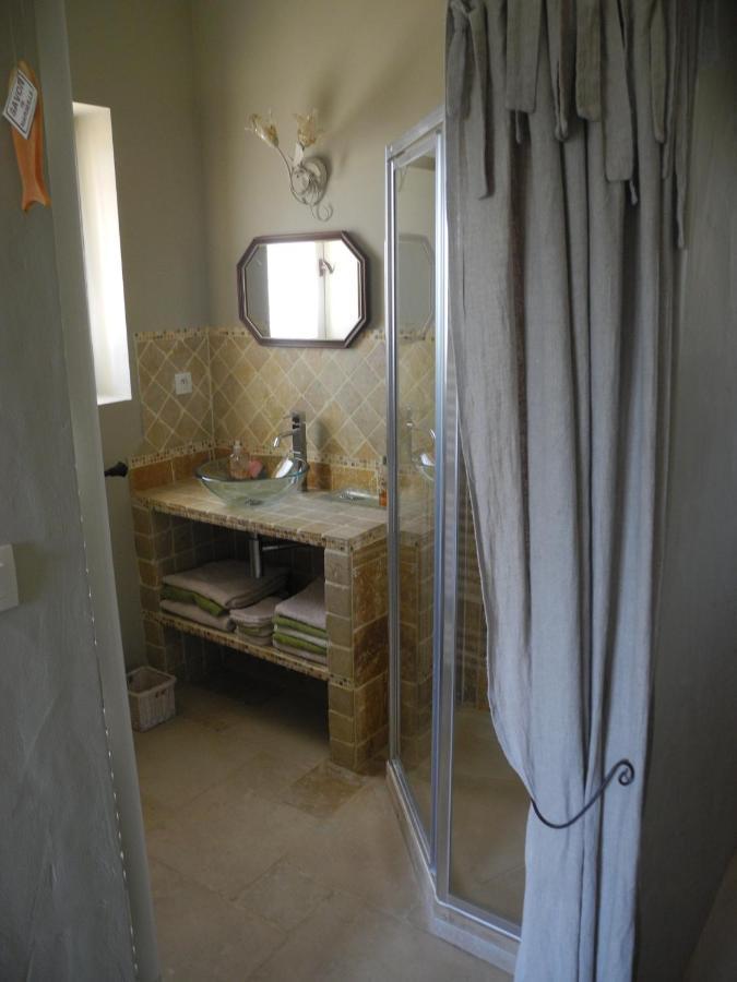 Bed and Breakfast Oustau De Piera Gordes Esterno foto